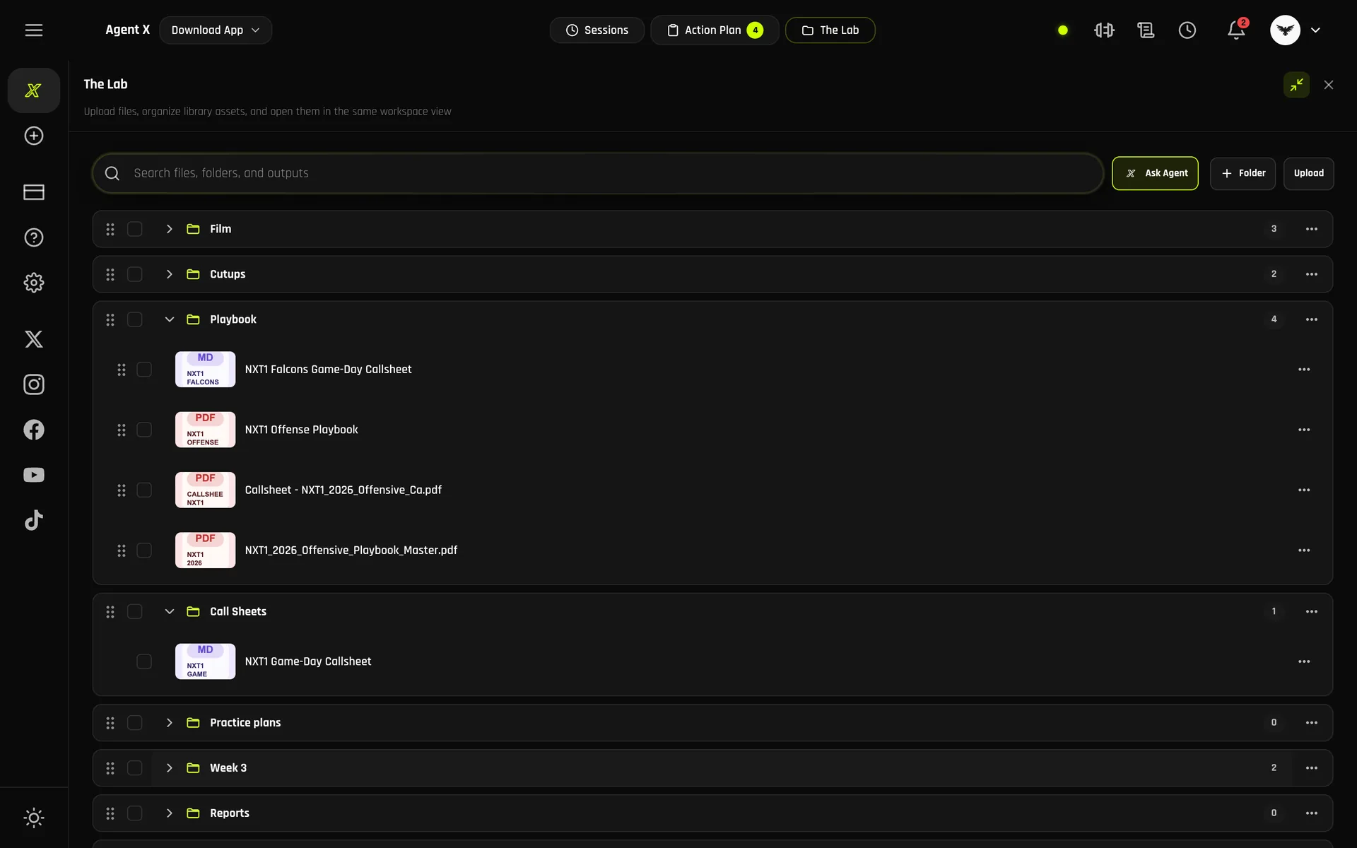 The Lab on desktop: folders for film, cutups, playbooks and call sheets, with the offense playbook and game-day call sheet open